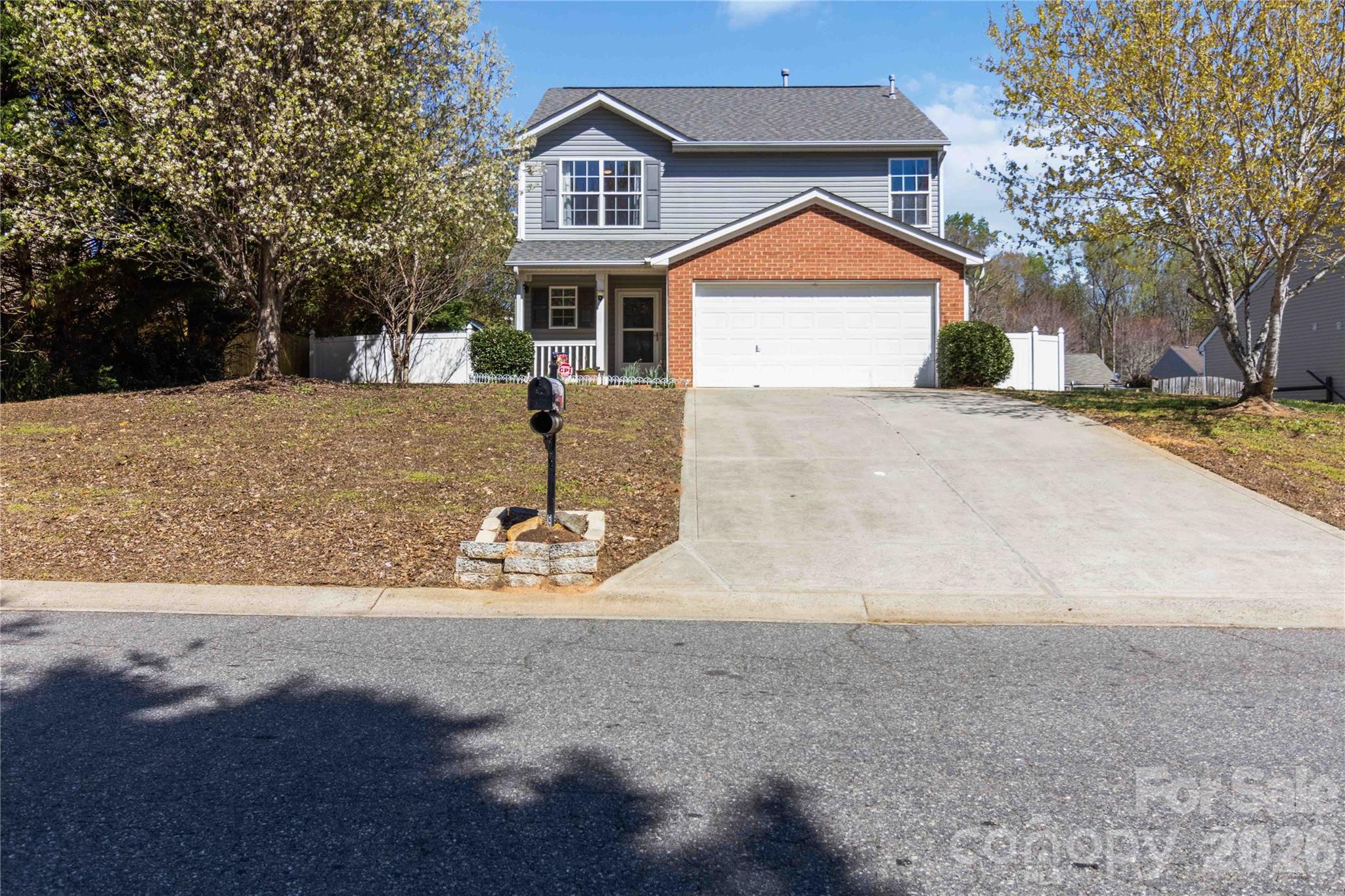 917 Poplar Forest Ridge Clover, SC 29710 - Photo 2 of 47