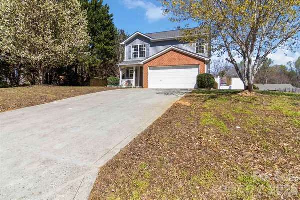 $339,900 | 917 Poplar Forest Ridge, Clover, SC 29710