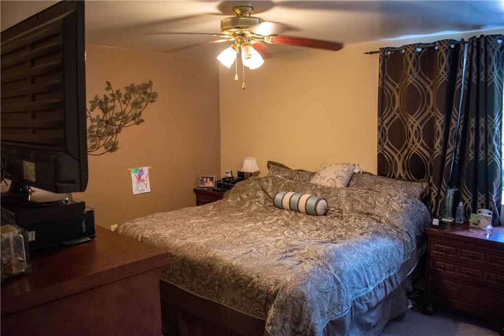 95 Phillips Lane McKees Rocks, PA 15136 - Photo 11 of 25 Gallery Image 11