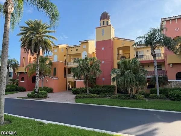 $334,900 | 8597 Via Garibaldi Circle, Unit 207, Estero, FL 33928