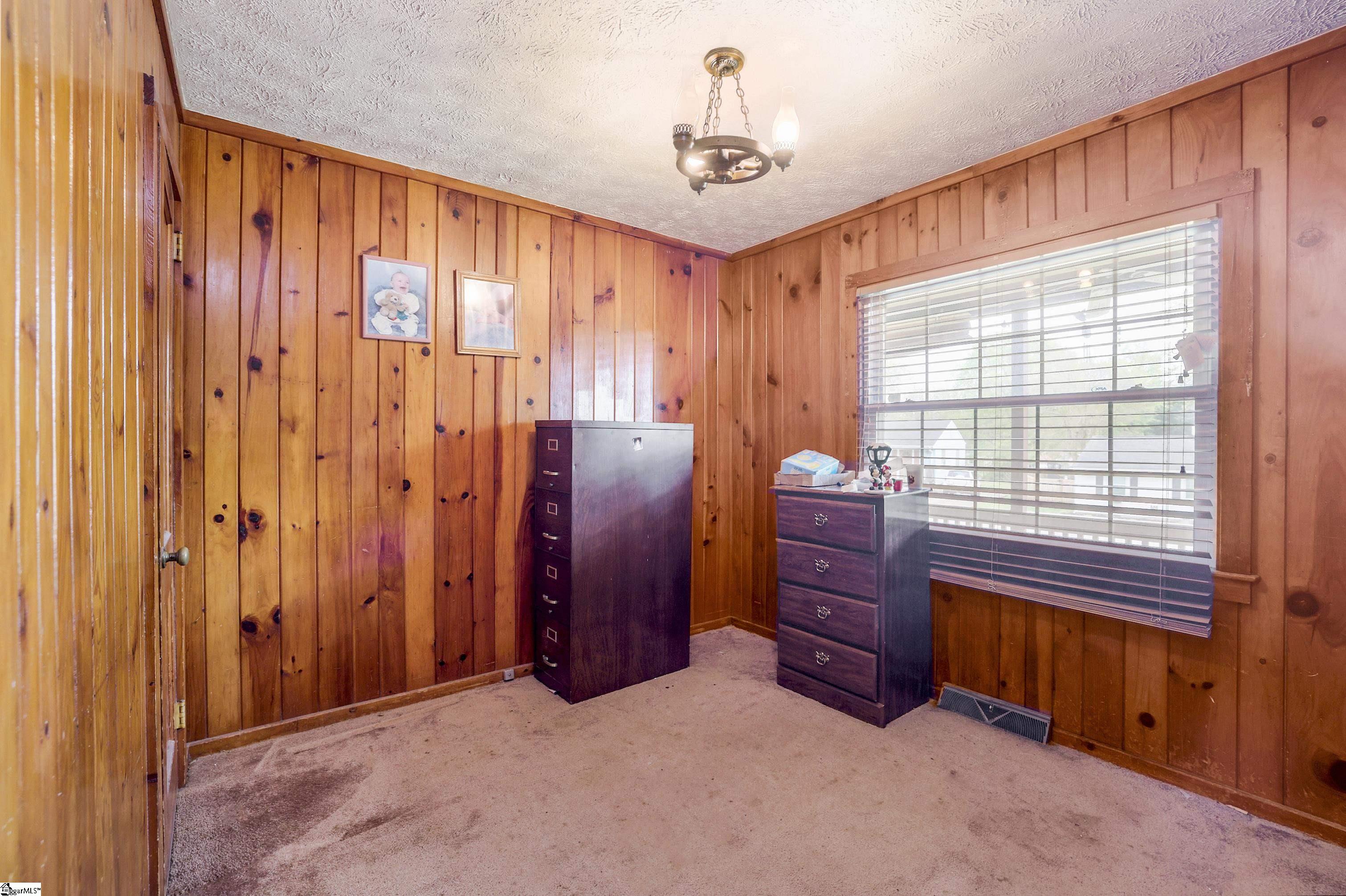 102 Rutledge Avenue Greenville, SC 29617 - Photo 16 of 24 Gallery Image 16