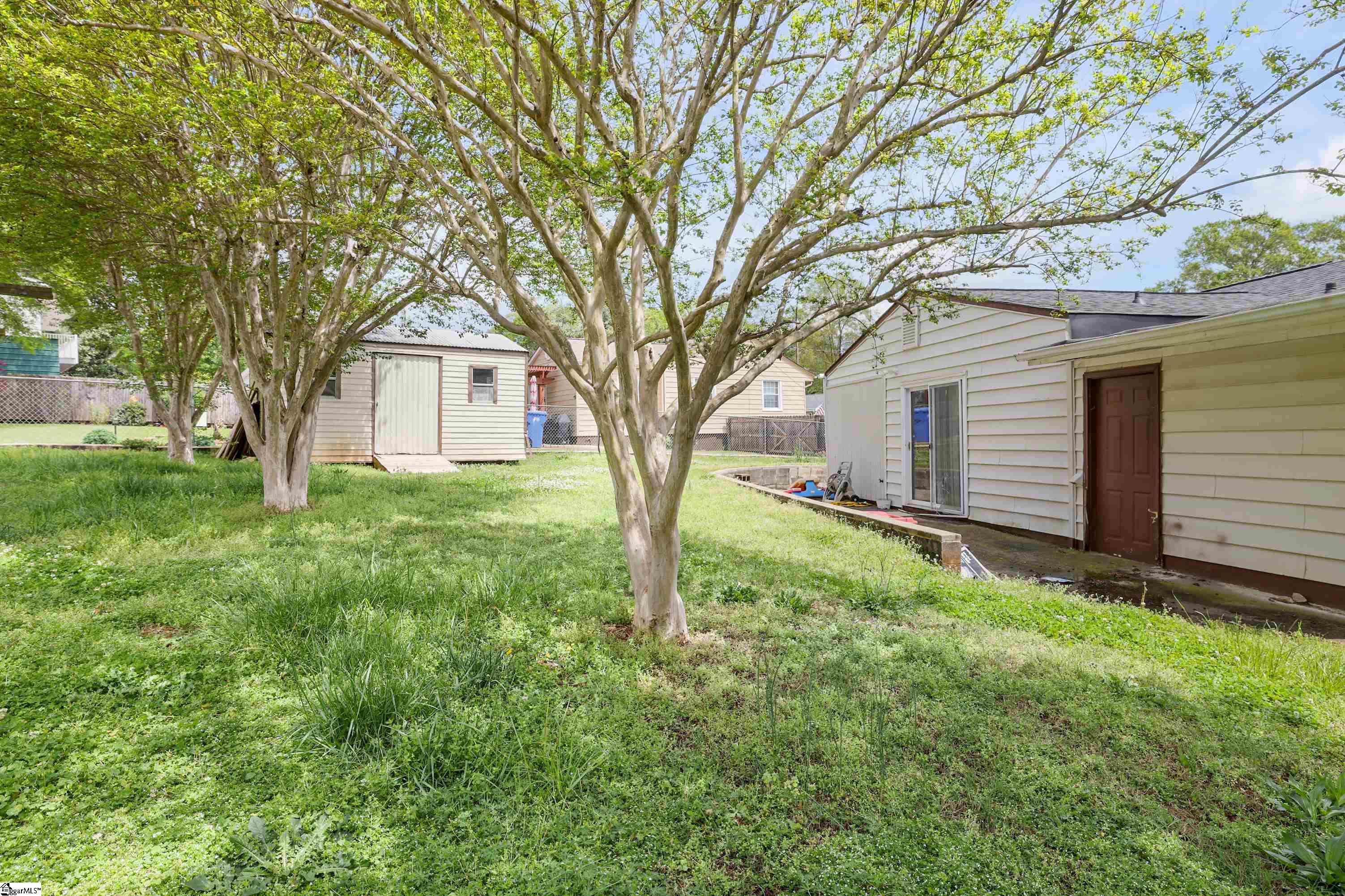 102 Rutledge Avenue Greenville, SC 29617 - Photo 24 of 24 Gallery Image 24