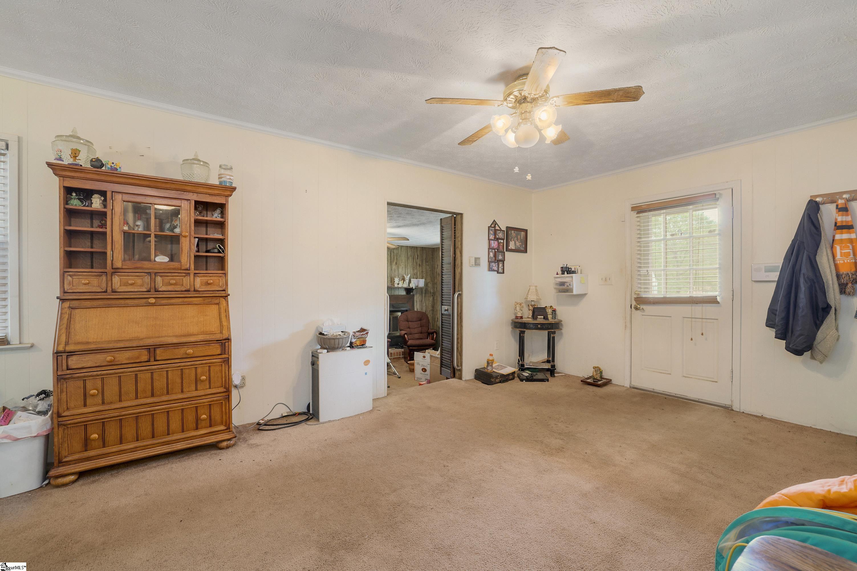 102 Rutledge Avenue Greenville, SC 29617 - Photo 6 of 24 Gallery Image 6