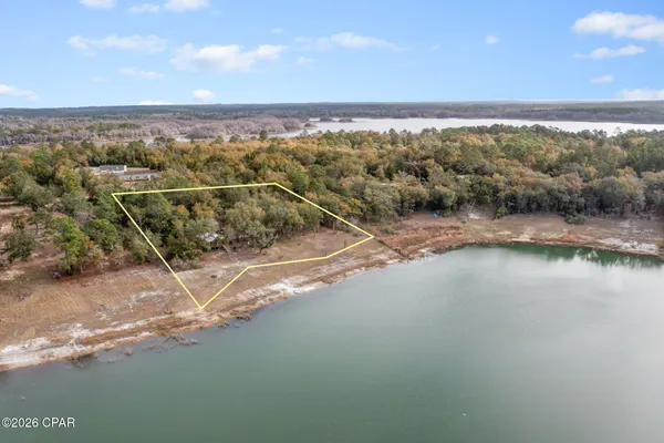 $185,000 | 3903 Stewart Lake Road, Chipley, FL 32428