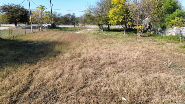 $175,000 | 3948 Highway 132, Lytle, TX 78052