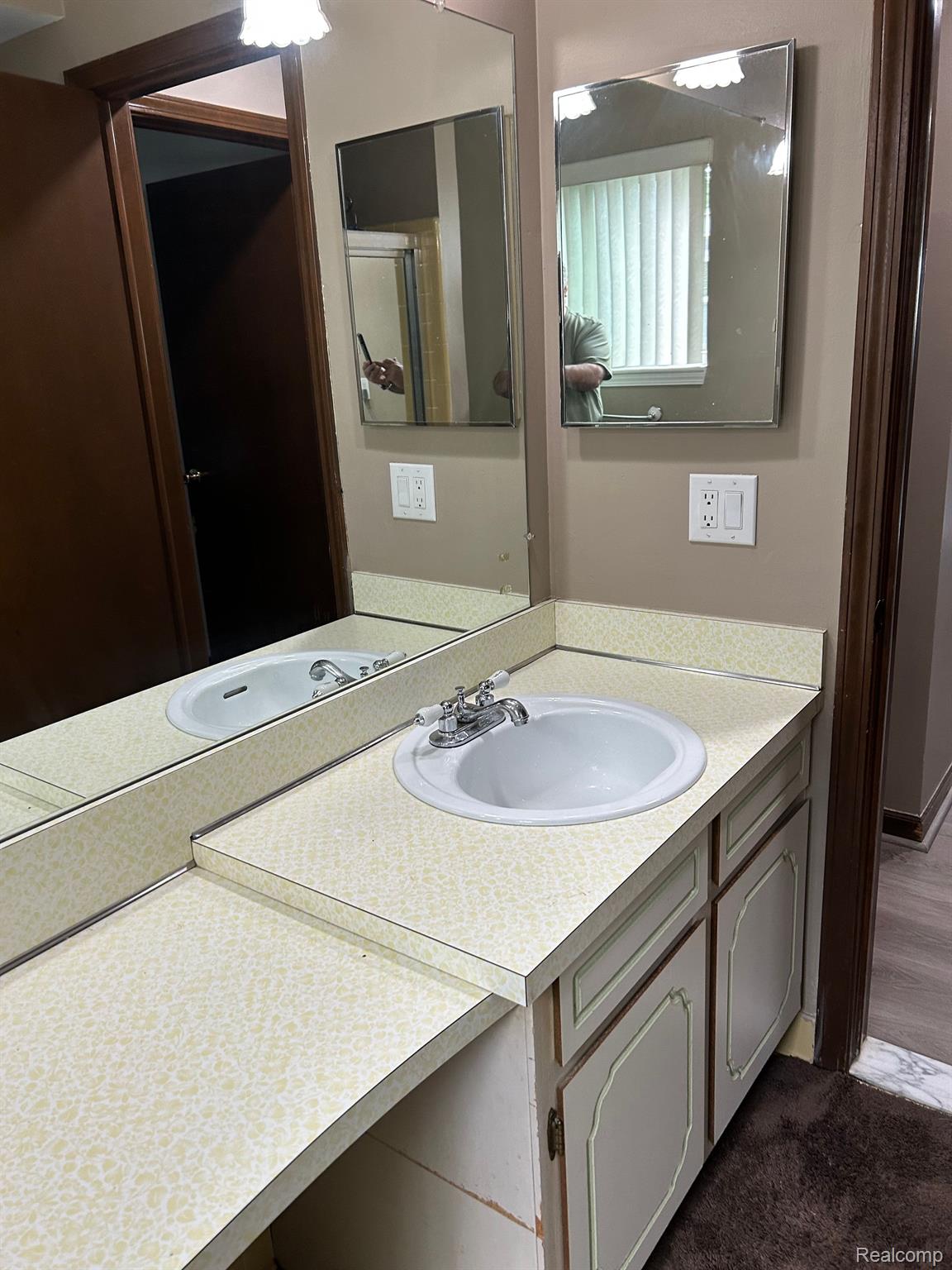 35052 Shell Drive Sterling Heights, MI 48310 - Photo 15 of 16 Gallery Image 15