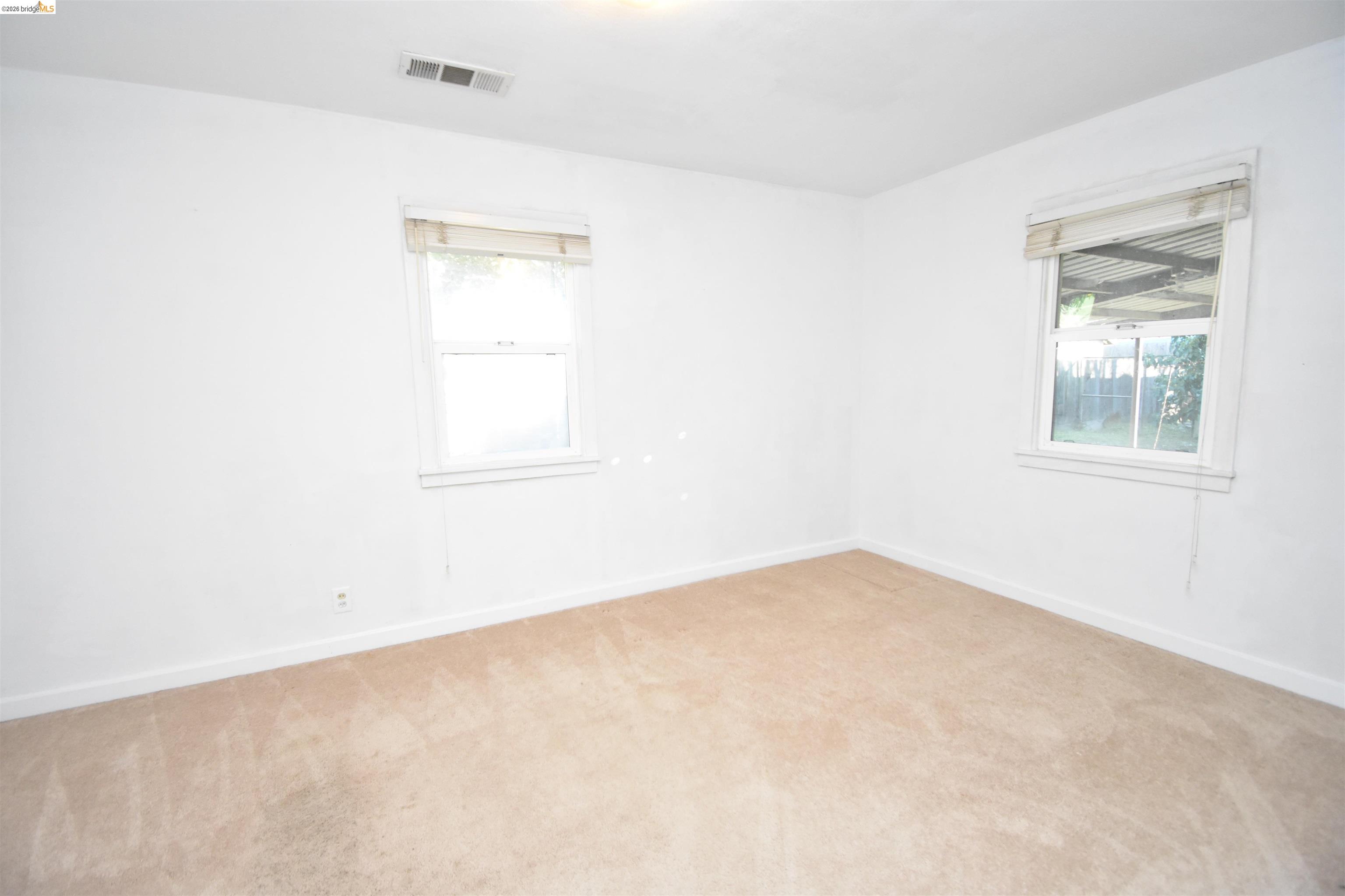 5100 Kiernan Avenue Salida, CA 95368 - Photo 34 of 45 an empty room with a window