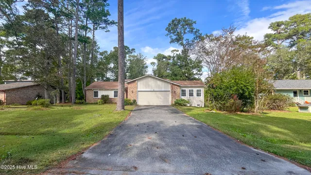 $424,900 | 3608 Meadow Drive, Morehead City, NC 28557