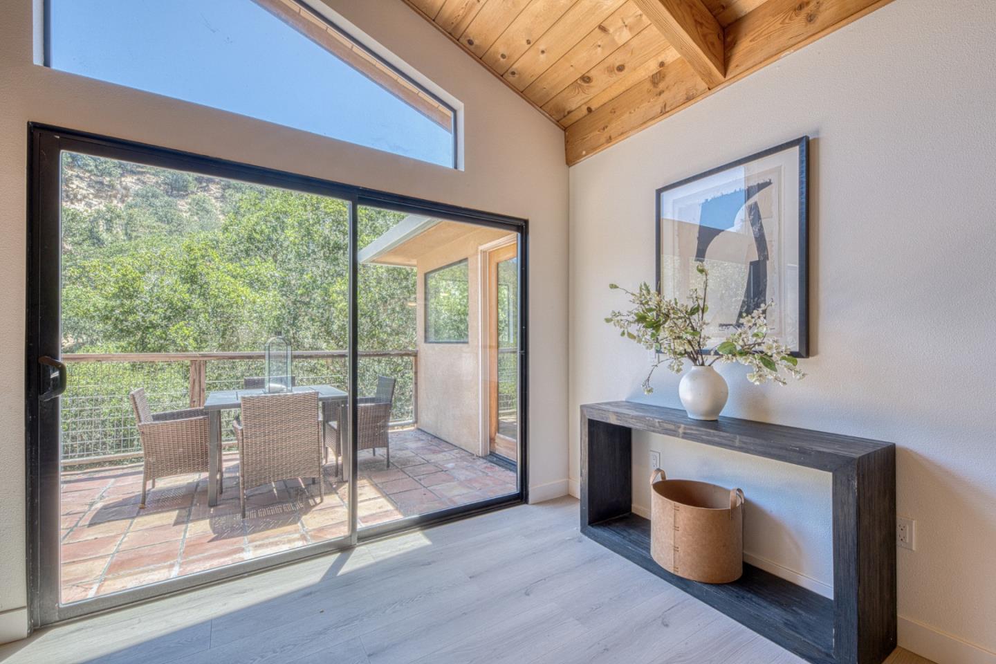 186 San Benancio Road Salinas, CA 93908 - Photo 8 of 41 Gallery Image 8