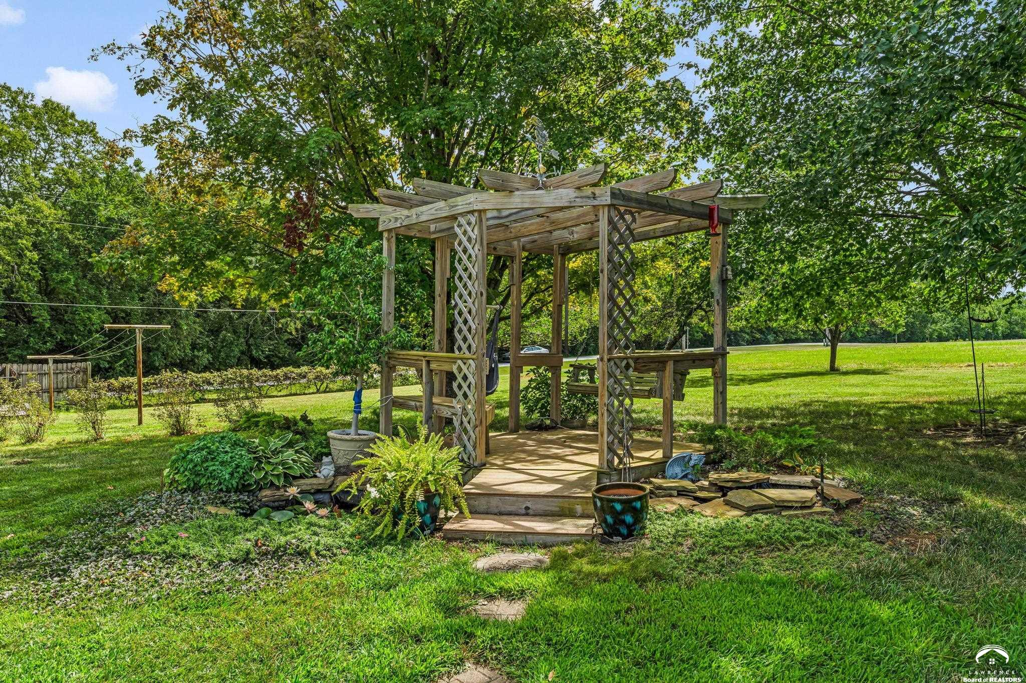 995 East 1549th Road Lawrence, KS 66046 - Photo 57 of 79 Gallery Image 57