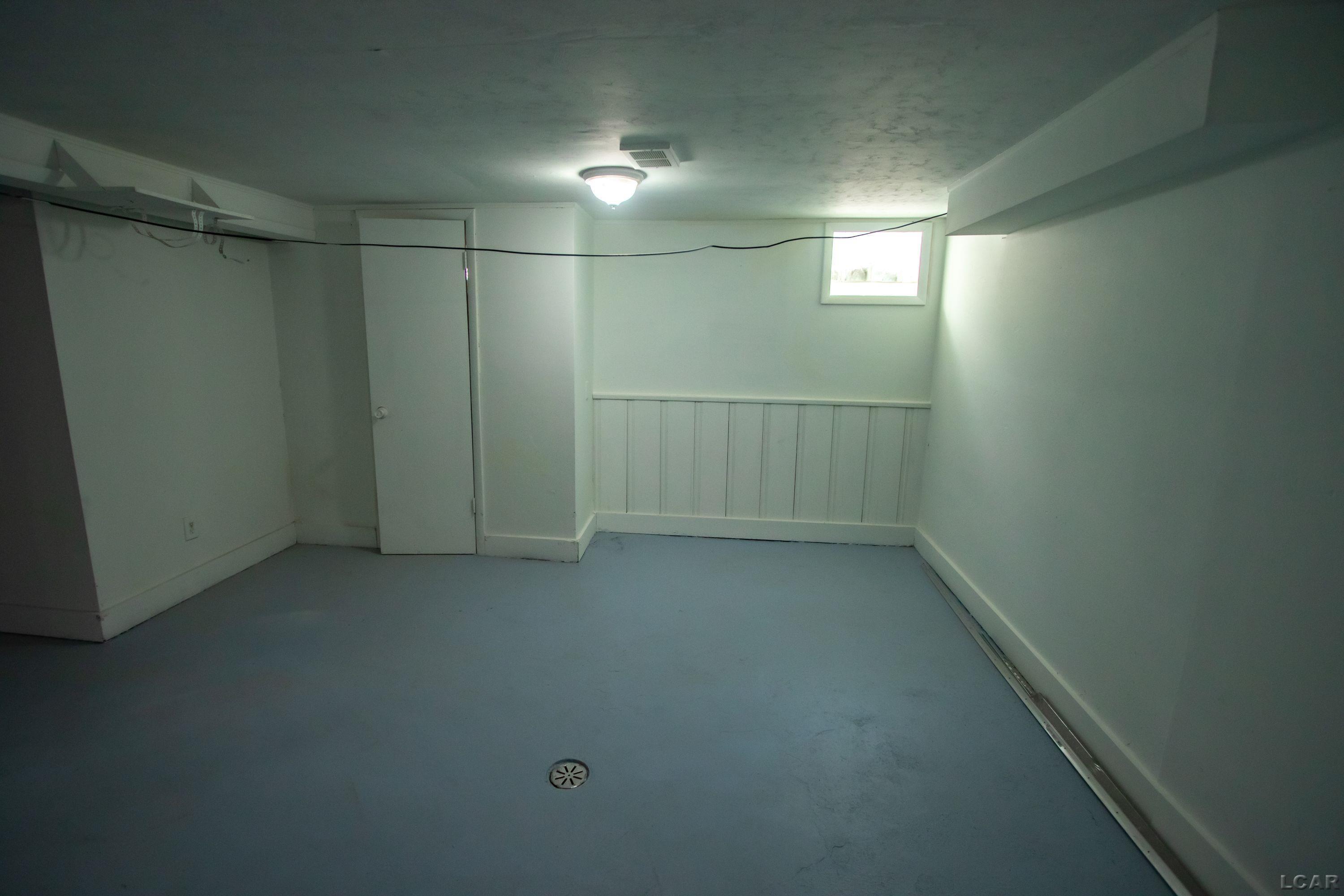 15635 Spring Garden Street Detroit, MI 48205 - Photo 43 of 56