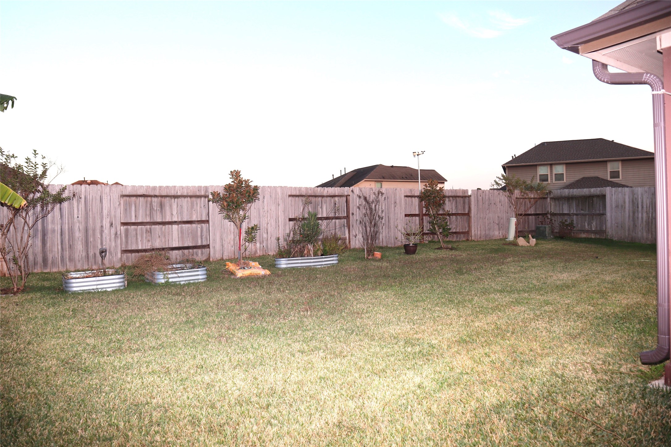4553 New Country Drive Spring, TX 77386 - Photo 29 of 36 a backyard of a house