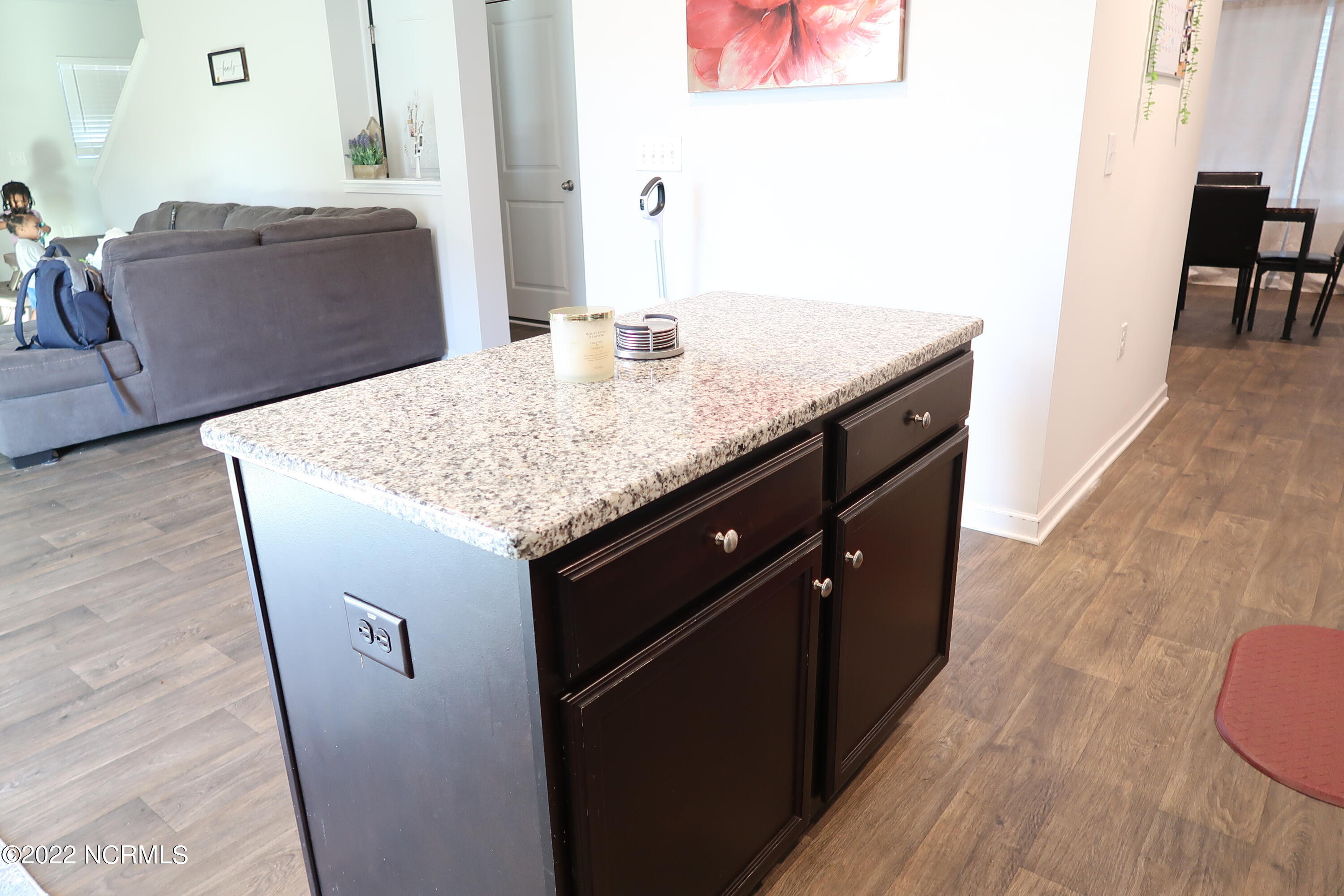 418 Frida Road New Bern, NC 28560 - Photo 11 of 36 Island