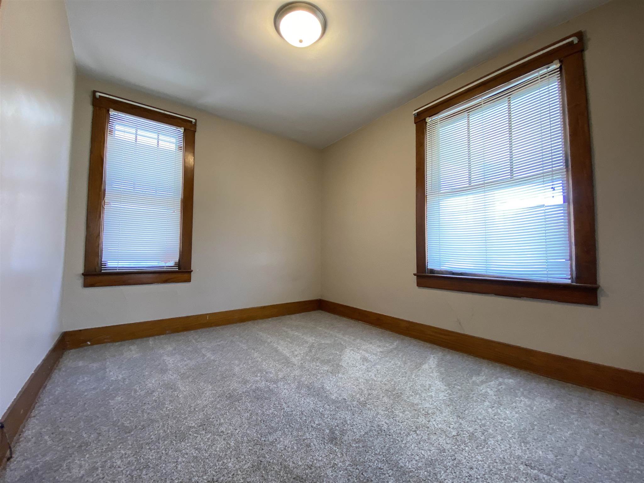 2708 Lower Huntington Road Fort Wayne, IN 46809 - Photo 7 of 24
