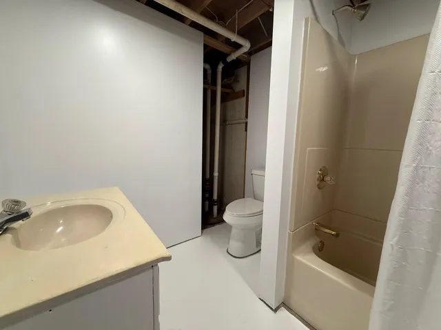 $399,000 | 6035 West Trails End Road, Ludington, MI 49431