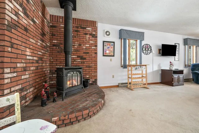 $389,900 | 19 Marsden Drive, Bartlett, NH 03838