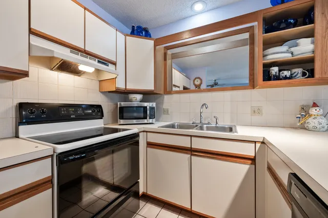 $389,900 | 19 Marsden Drive, Bartlett, NH 03838