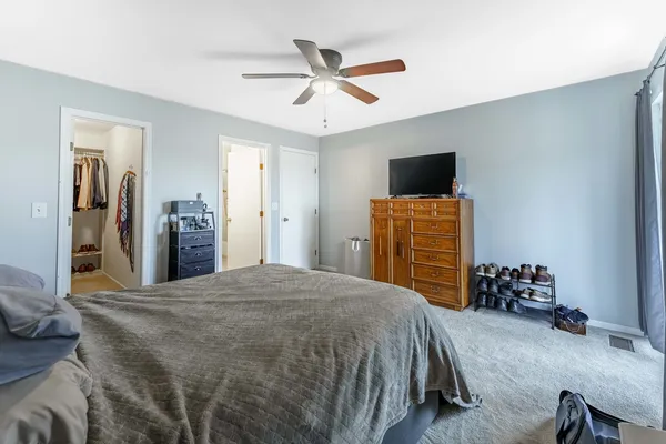 $250,000 | 741 West Streamwood Boulevard, Unit A, Streamwood, IL 60107