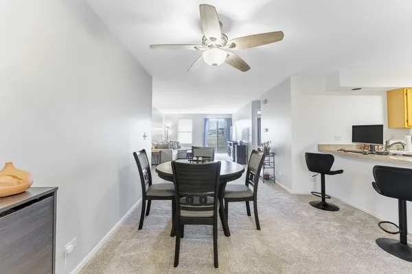 $250,000 | 741 West Streamwood Boulevard, Unit A, Streamwood, IL 60107