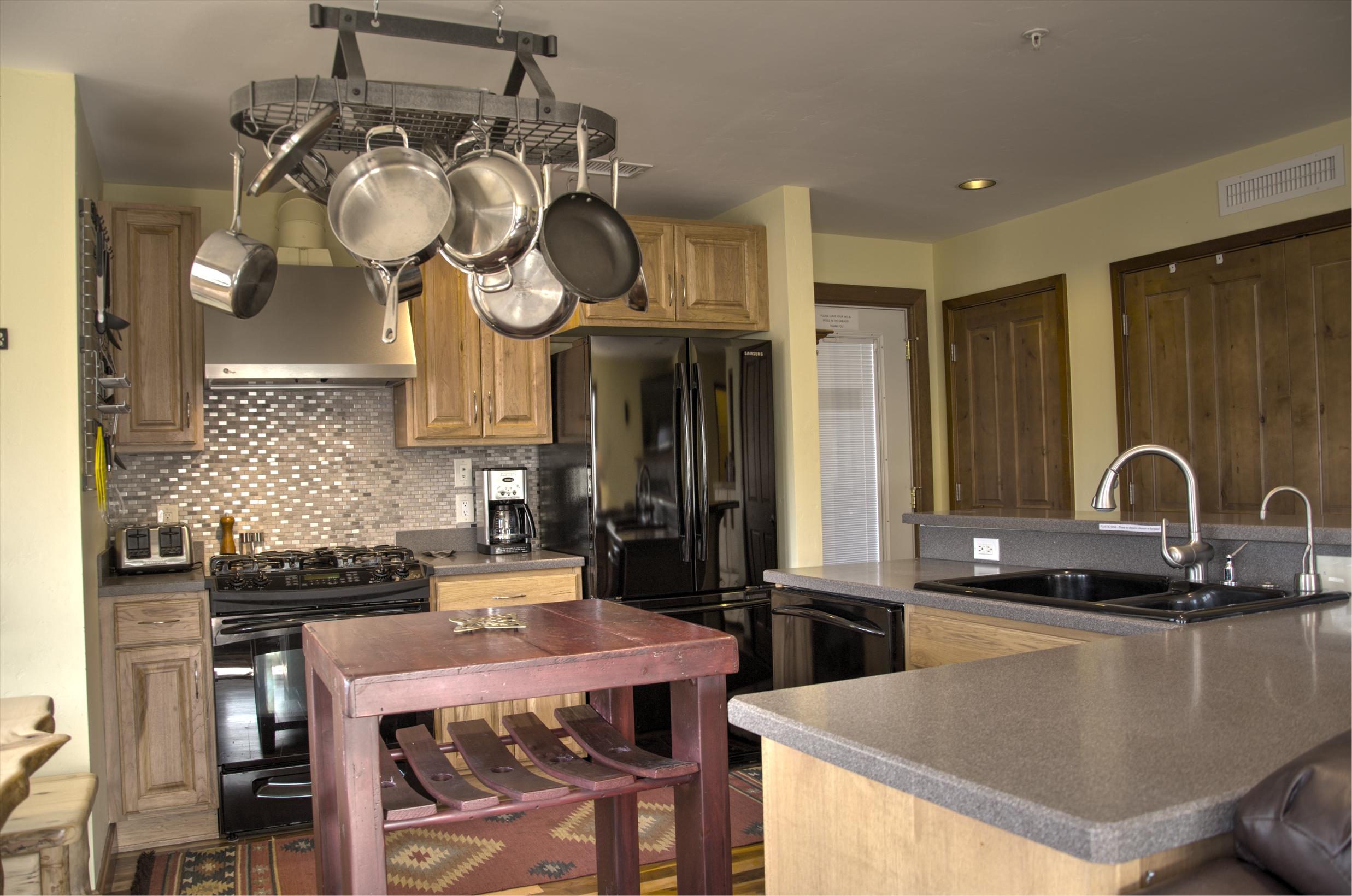 323 Adams Ranch Road, Unit 1A Mountain Village, CO 81435 - Photo 9 of 20 Kitchen 5
