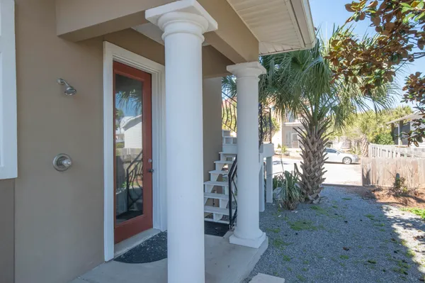 $2,150,000 | 411 La Valencia Circle, Panama City Beach, FL 32413