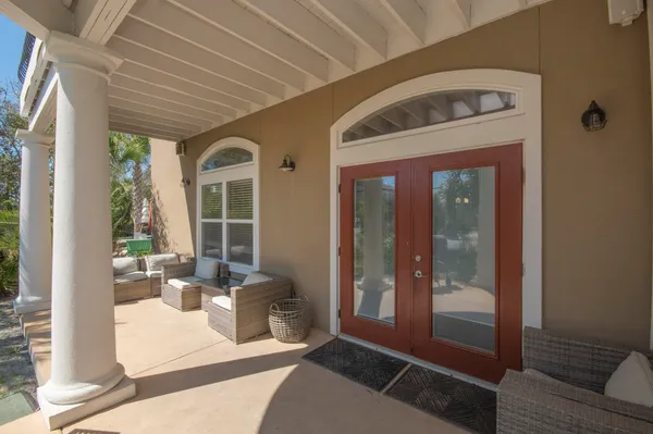 $2,150,000 | 411 La Valencia Circle, Panama City Beach, FL 32413