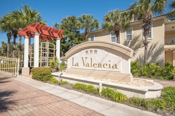 $2,150,000 | 411 La Valencia Circle, Panama City Beach, FL 32413