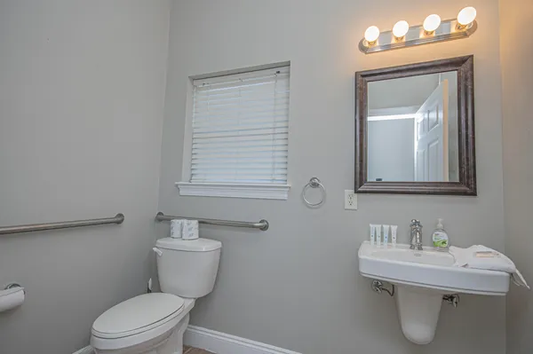 $2,150,000 | 411 La Valencia Circle, Panama City Beach, FL 32413