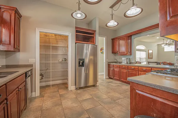 $2,150,000 | 411 La Valencia Circle, Panama City Beach, FL 32413