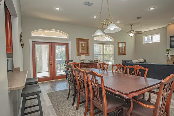 $2,150,000 | 411 La Valencia Circle, Panama City Beach, FL 32413