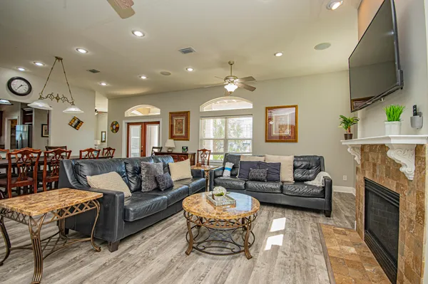 $2,150,000 | 411 La Valencia Circle, Panama City Beach, FL 32413
