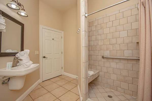 $2,150,000 | 411 La Valencia Circle, Panama City Beach, FL 32413