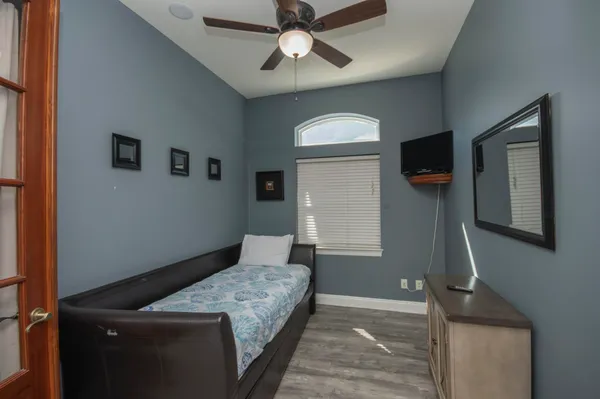 $2,150,000 | 411 La Valencia Circle, Panama City Beach, FL 32413