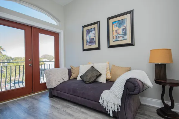 $2,150,000 | 411 La Valencia Circle, Panama City Beach, FL 32413