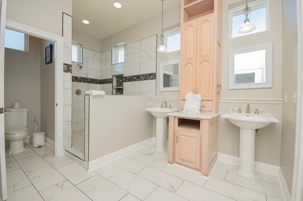 $2,150,000 | 411 La Valencia Circle, Panama City Beach, FL 32413
