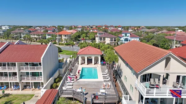 $2,150,000 | 411 La Valencia Circle, Panama City Beach, FL 32413