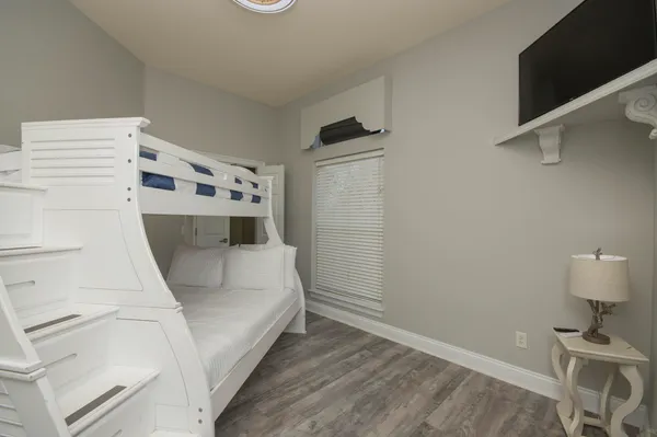 $2,150,000 | 411 La Valencia Circle, Panama City Beach, FL 32413