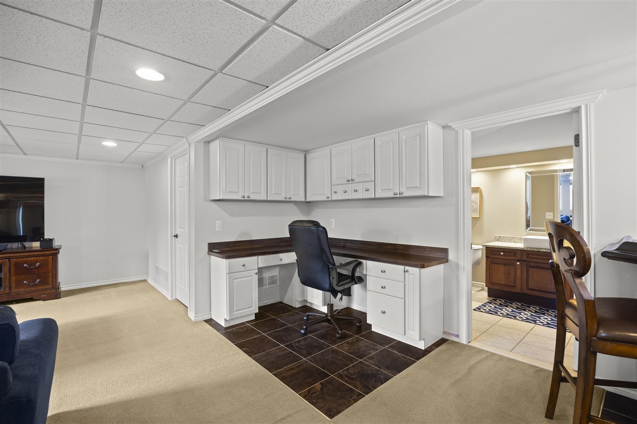 2910 North Addison Circle Rochester, MI 48306 - Photo 40 of 57 Gallery Image 40
