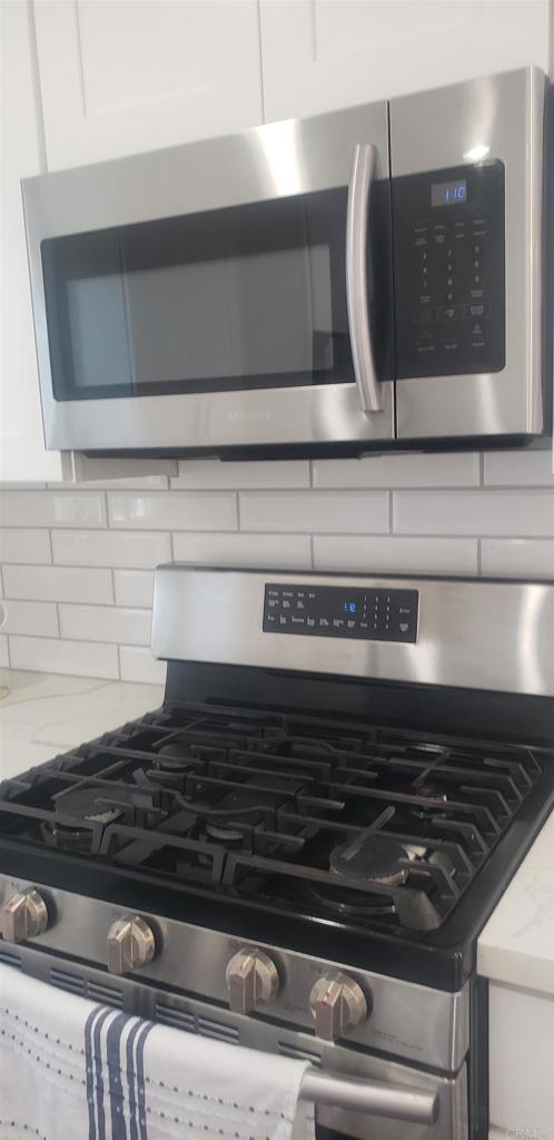 3011 Thunder Drive Oceanside, CA 92056 - Photo 6 of 28 a close view of stove