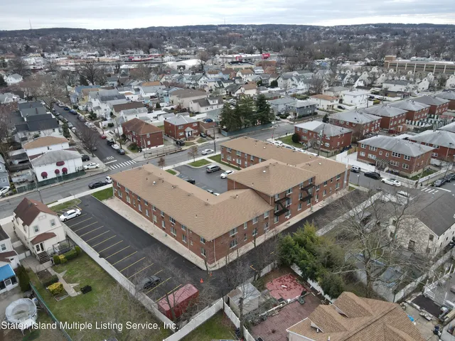 $10,700,000 | 646-662 Port Richmond Avenue | Port Richmond