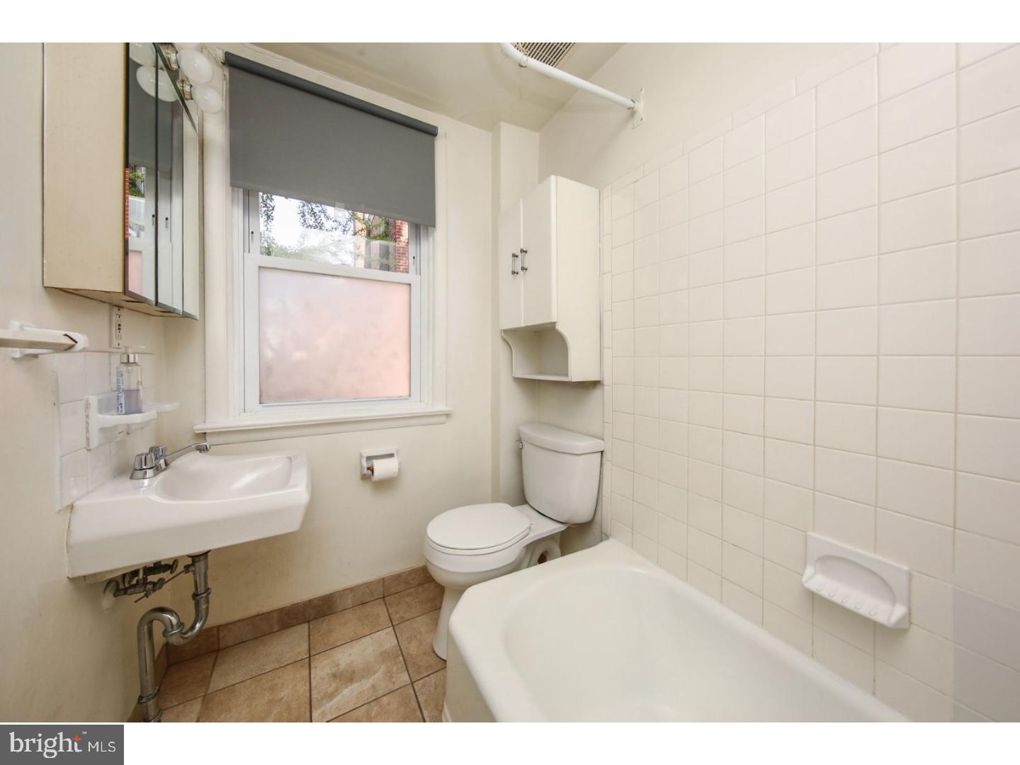 2004 Addison Street Philadelphia, PA 19146 - Photo 16 of 25 Bathroom