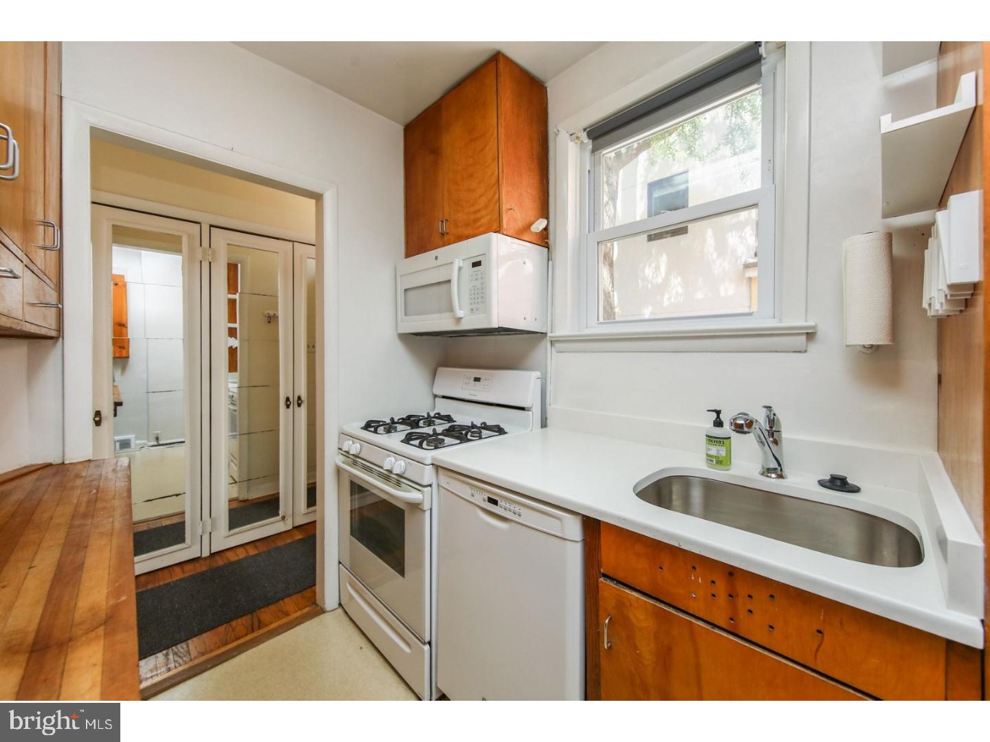 2004 Addison Street Philadelphia, PA 19146 - Photo 24 of 25 Kitchen