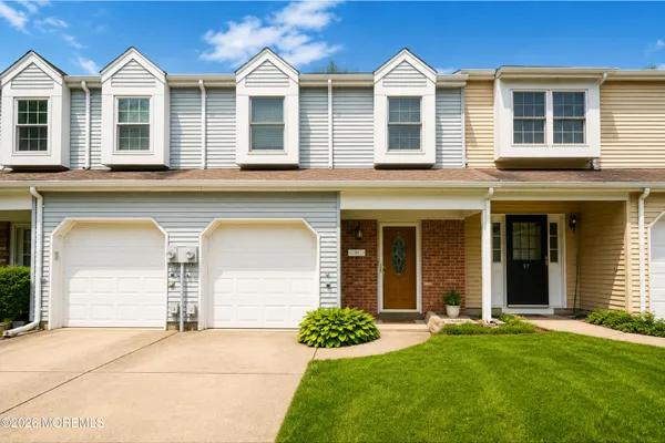 $549,999 | 36 Bramble Lane, Matawan, NJ 07747