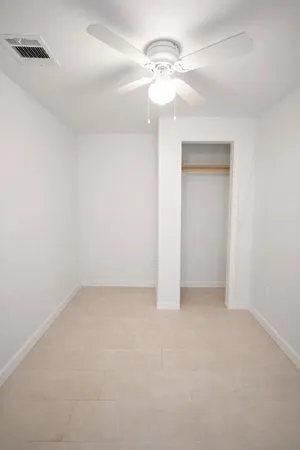 $1,700 | 916 Parkway Drive, Baytown, TX 77520