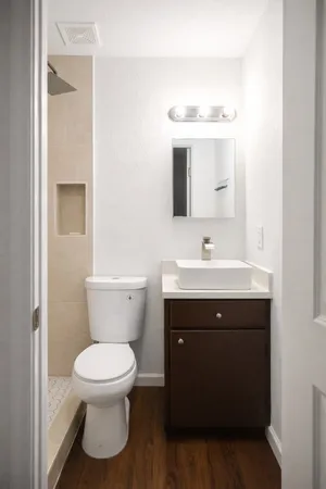 $1,500 | 916 Parkway Drive, Baytown, TX 77520