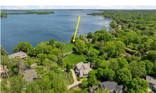 $8,000,000 | 4900 Meadville Street, Excelsior, MN 55331
