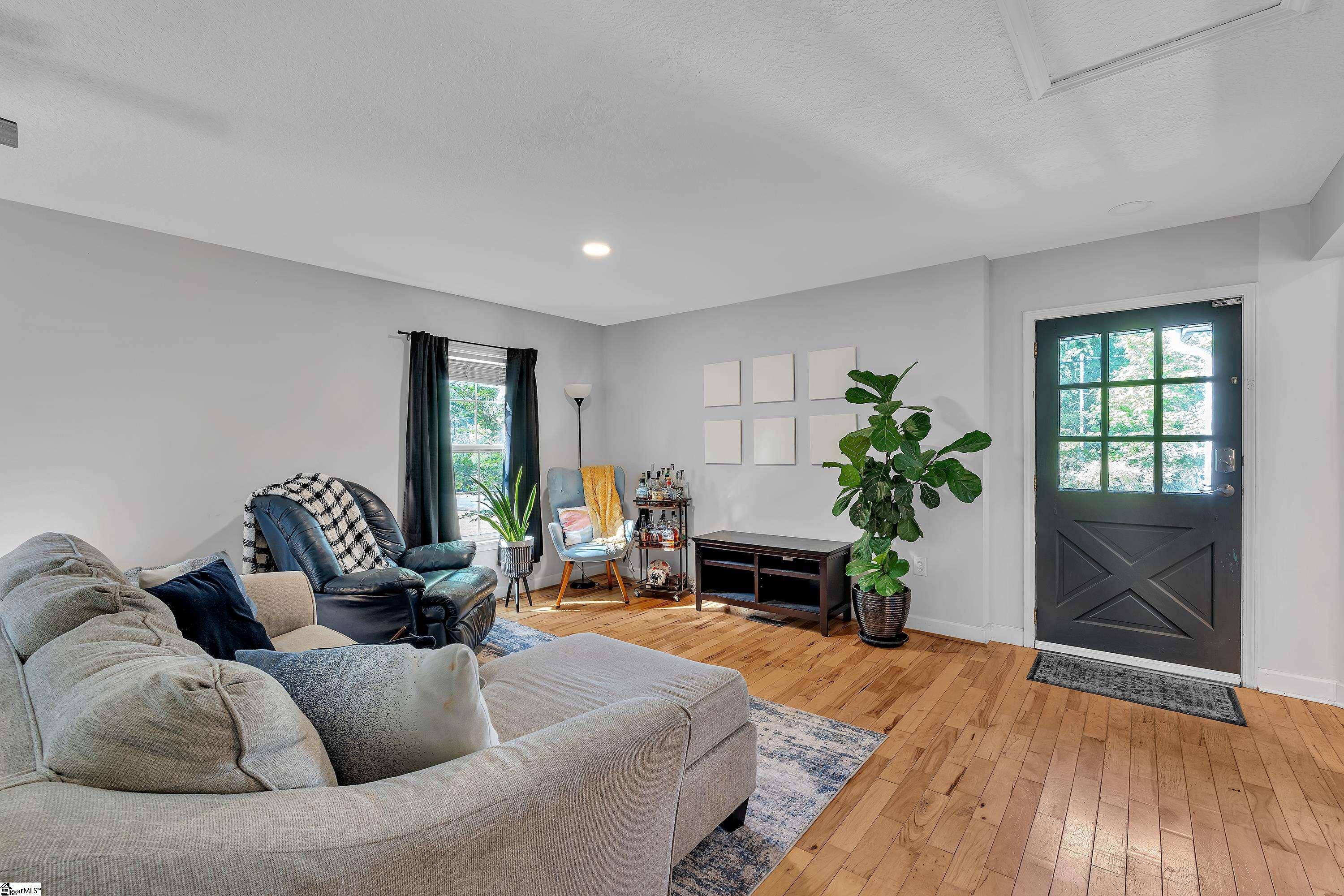 919 Berkeley Drive Clemson, SC 29631 - Photo 2 of 27