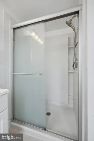 $2,400 | 304 King Of Prussia Road, Unit 3, Radnor, PA 19087