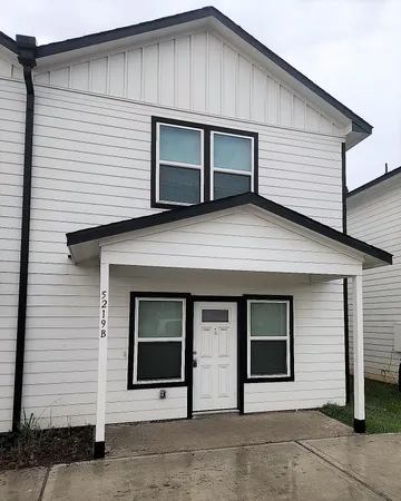 $1,685 | 5219 East Houston Road, Unit A, Houston, TX 77028