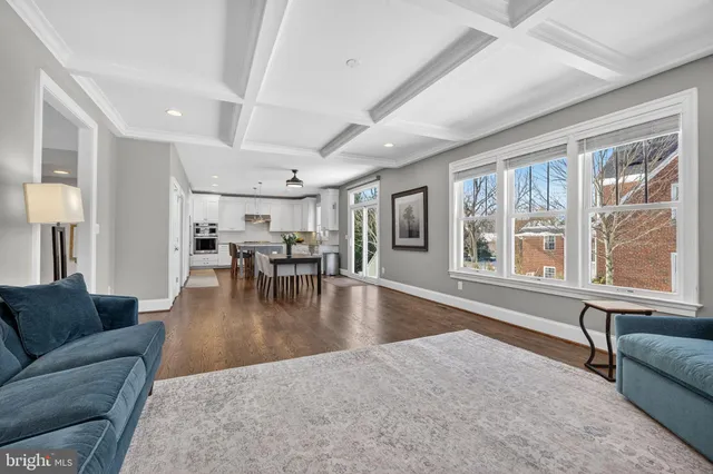 $1,950,000 | 600 South Monroe Street, Arlington, VA 22204
